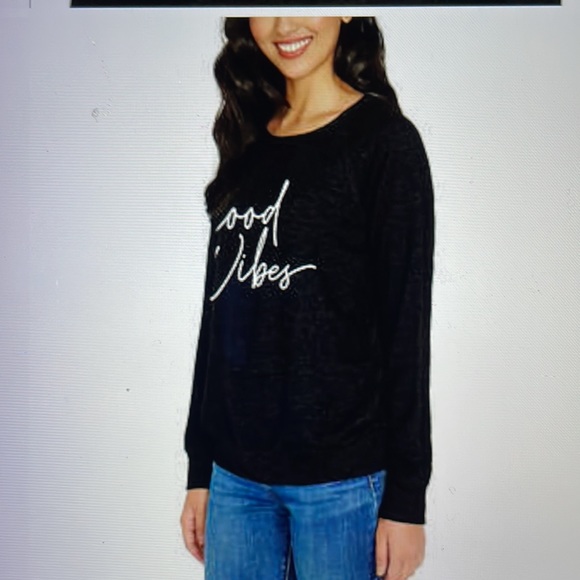 Last one XXL! ! ladies printed cozy top Good vibes:❤️ - Picture 4 of 5